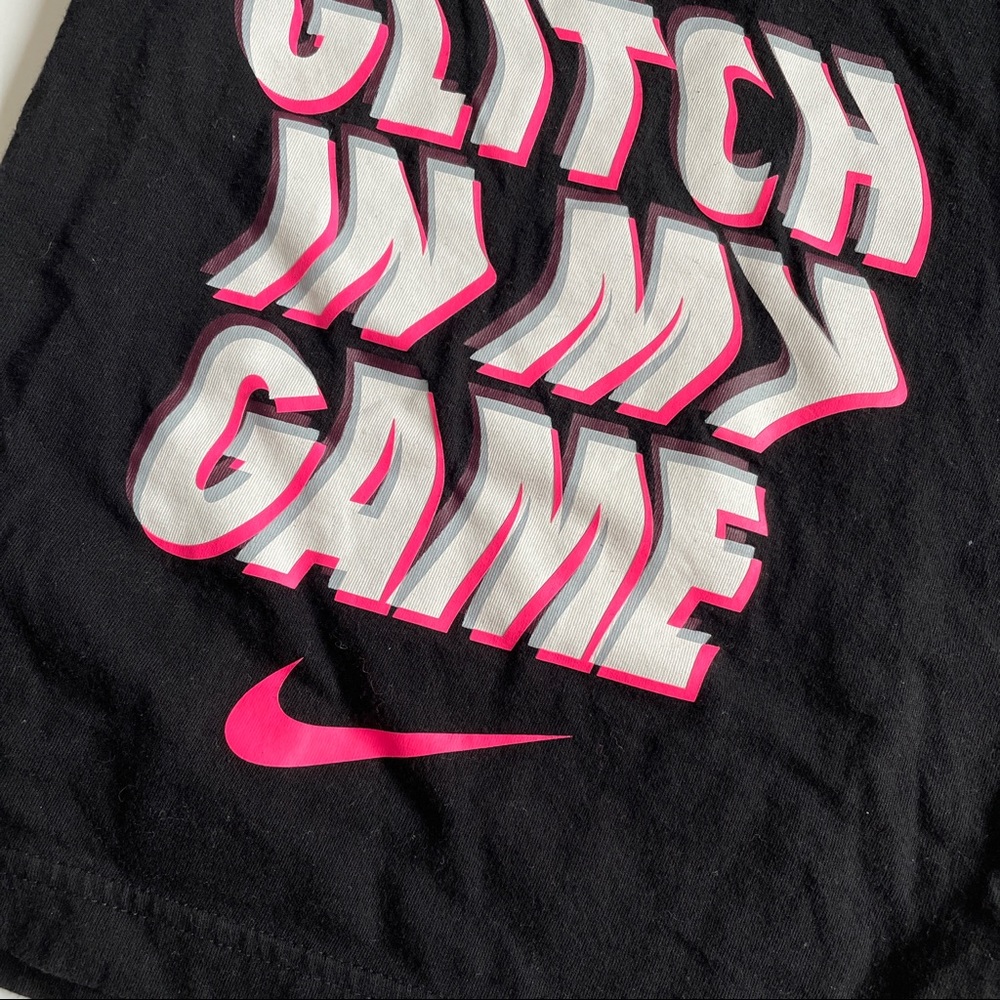 Nike tee - Picture 2 of 4